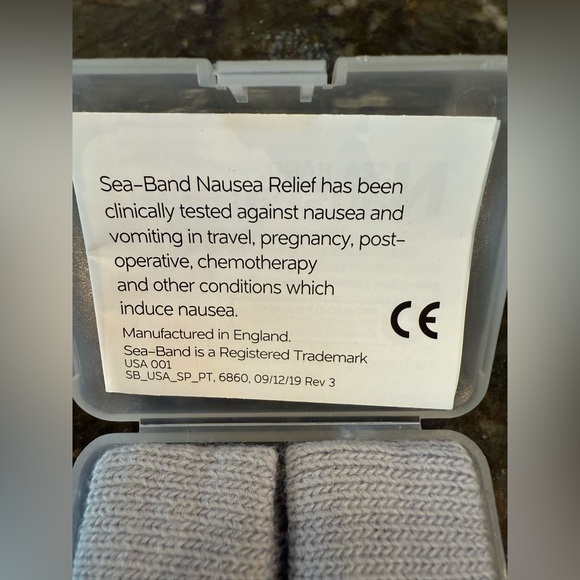 Seaband nausea relief wrist band - Picture 4 of 4